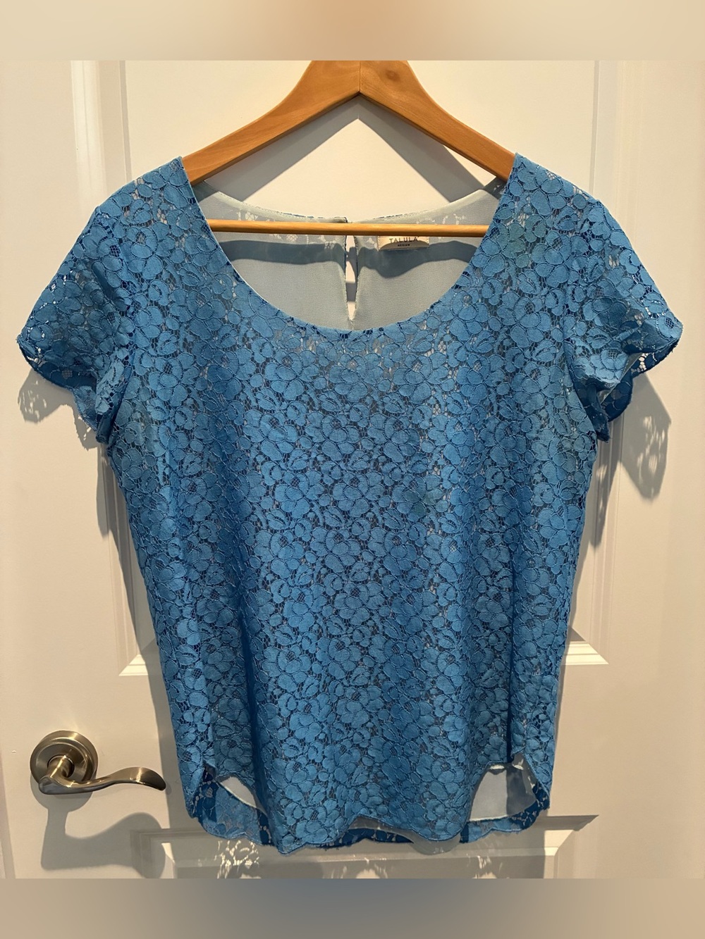 Aritzia Talula Sky Blue Floral Lace Short Sleeve Blouse